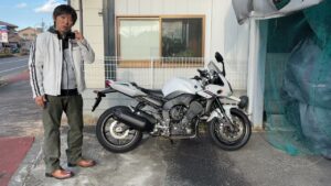 YAMAHA FZ1 FAZER参考動画「最強のストリートファイター」